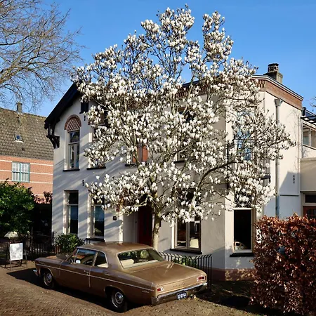 Casa Magnolia Vila Bergen
